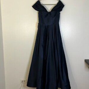 JJ’s House | New Prom dress Dark Navy blue off the shoulder Women’s size 10 NWT